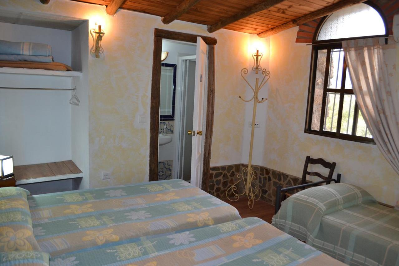 Albergue La Jarilla Plasenzuela Exterior foto